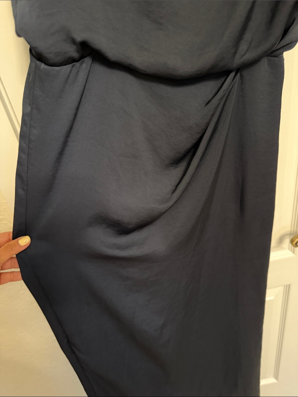 REISS OSTIA ONE SHOULDER SATIN MAXI DRESS, NAVY BLUE - Picture 6 of 11